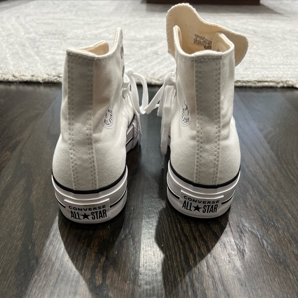 Converse Women’s Chuck Taylor All Star Canvas Platform White | Size 6W | 560846F - Picture 5 of 7